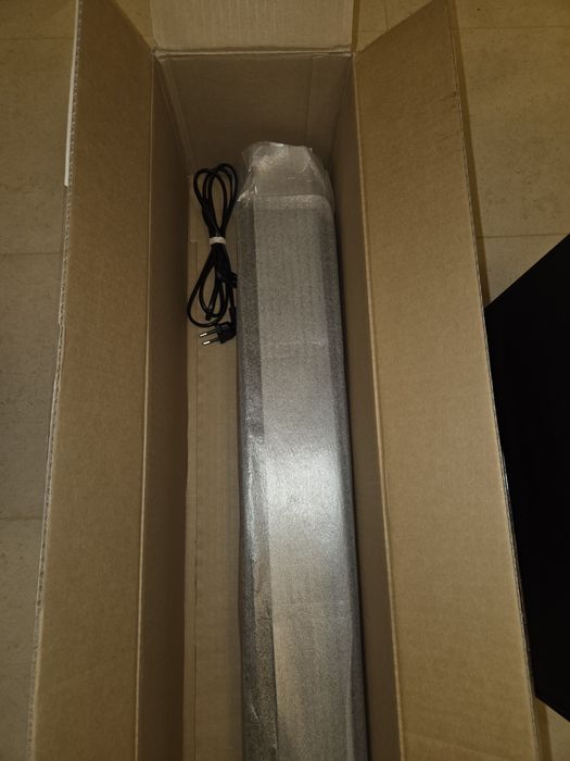 Soundbar Samsung HW-Q600B, como nova, para despachar.