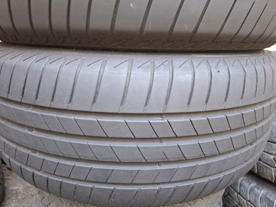 Sprzedam 2 opony Bridgestone turanza T005