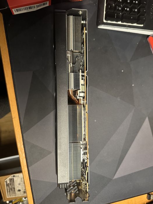 Відеокарта GIGABYTE Radeon RX 7800 XT Gaming OC 16GB