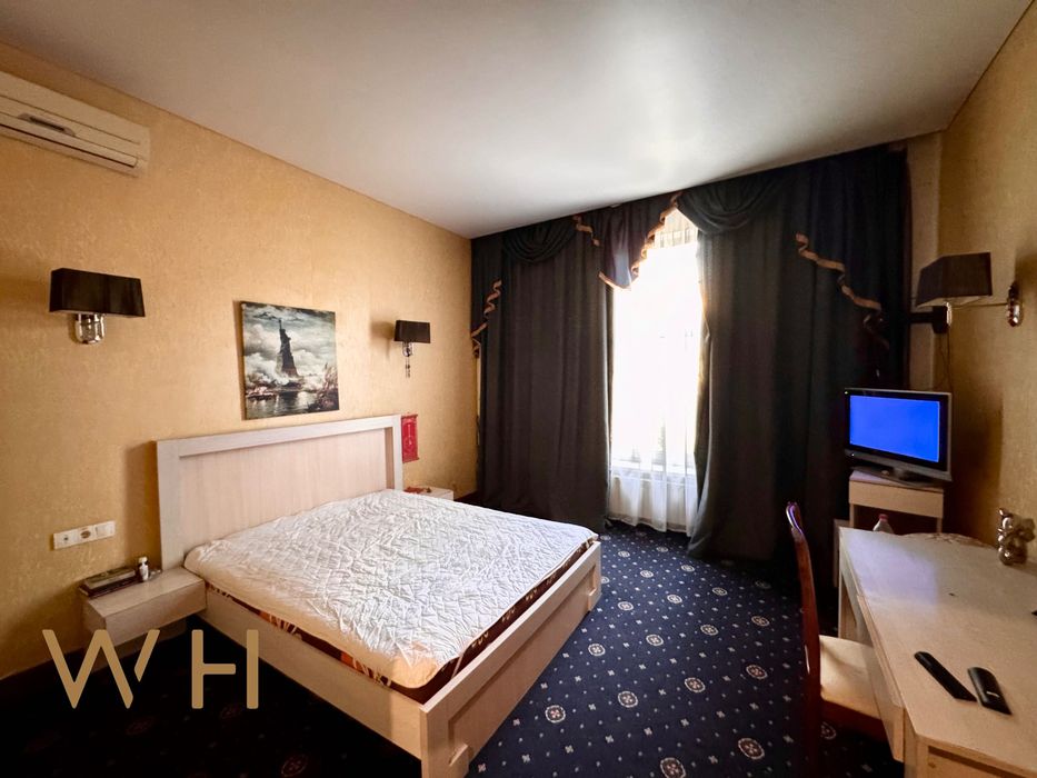 Продаж Готель 3070m², 53 сот, Озеро, Підгірці