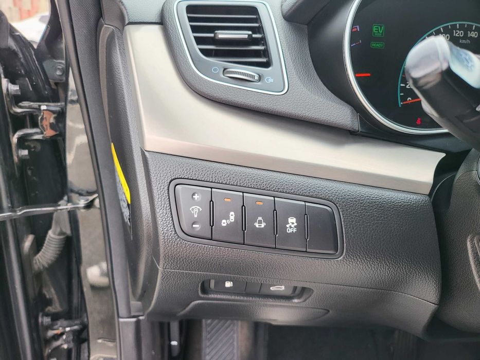 Kia K7 2015, 2.5 Hybrid, седан з низькою витратою палива з Кореї