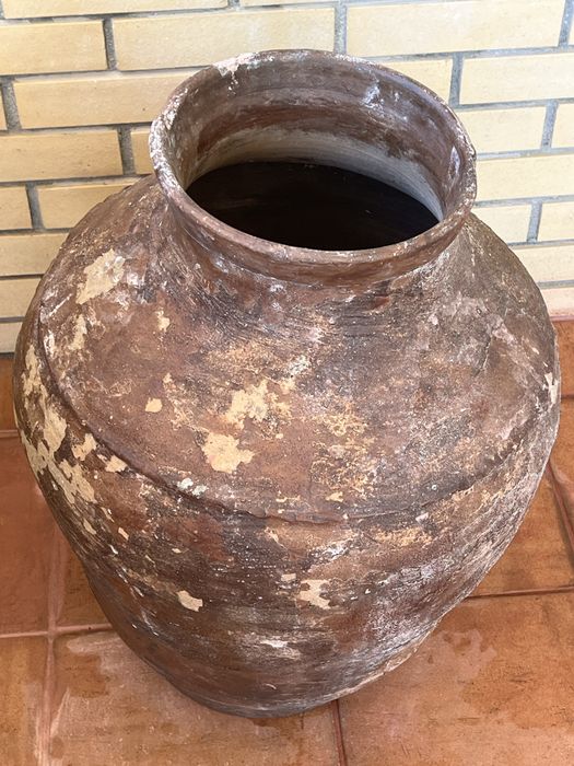 Pote Vaso olaria alentejana grande muito antigo em bom estado, possibidade de entrega
