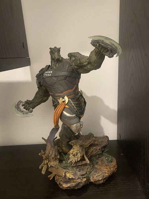 Bonecos Marvel, IRON STUDIOS
