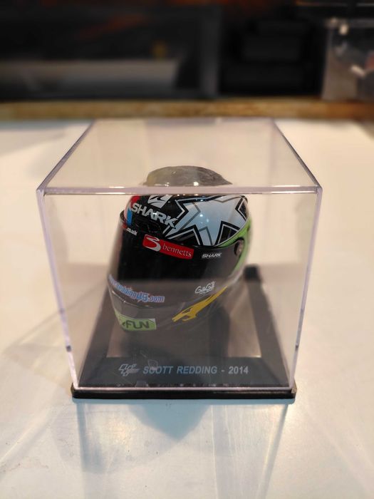 Capacetes Miniatura escala 1:5 MotoGP Scott Redding 2014