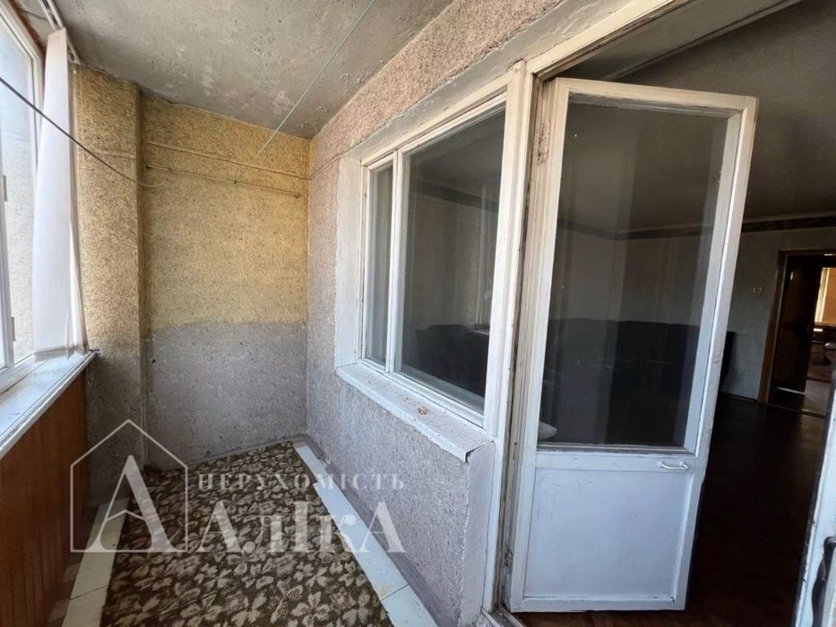 Продам 3-кімнатну квартиру з індивідуальним опаленням  в самому ЦЕНТРІ