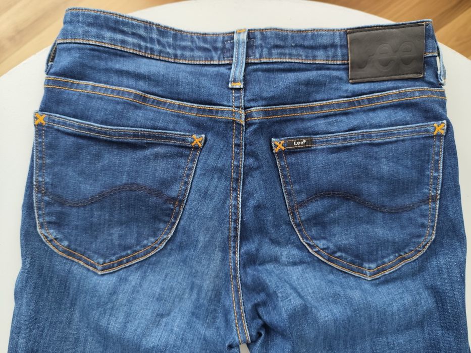 Męskie spodnie firmy LEE