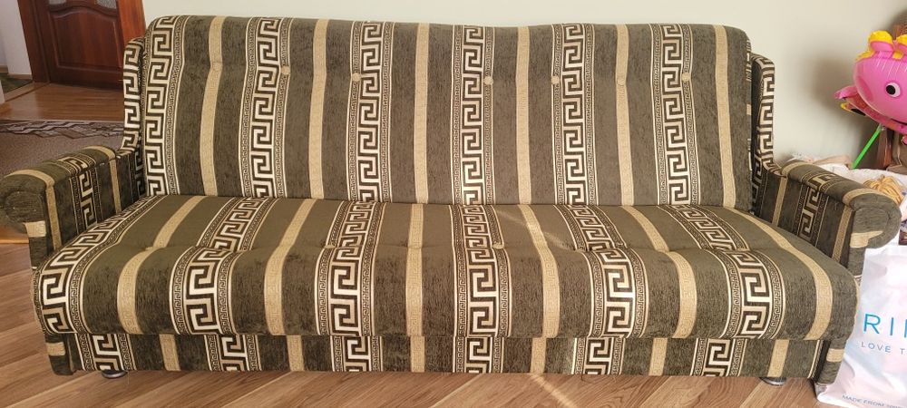 М'яка частина, меблі , диван та 2 крісла