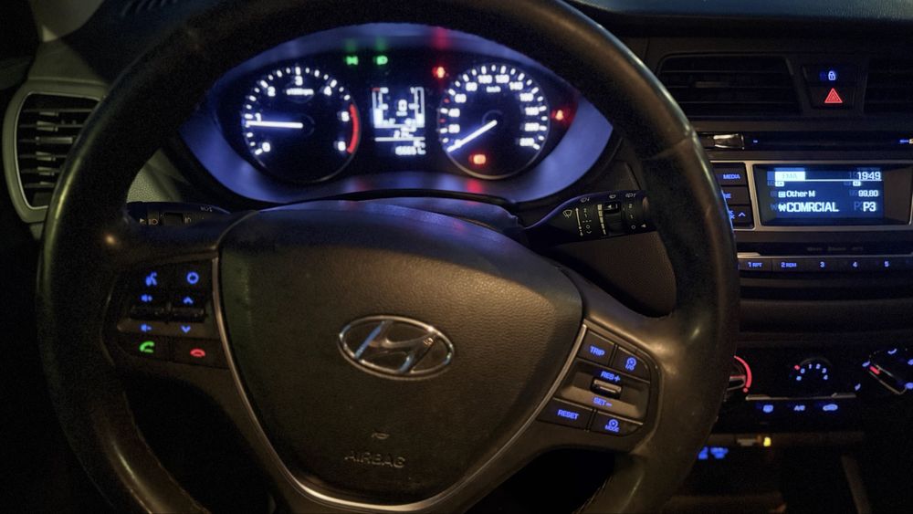 Hyundai i20 1.2 CRDi Nacional em optimo estado