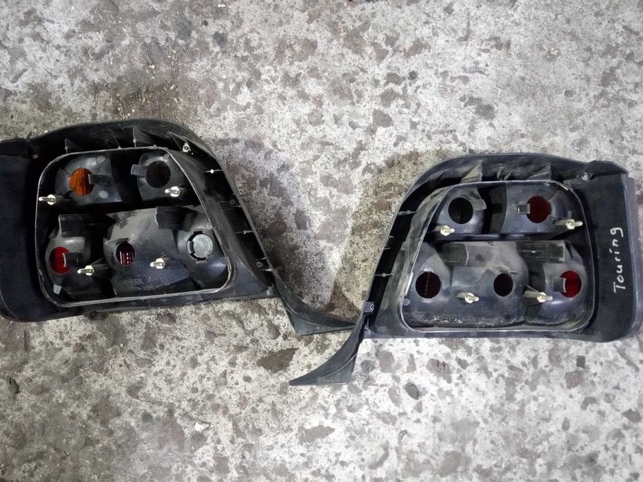 Продам пару Фонарей BMW E36 седан