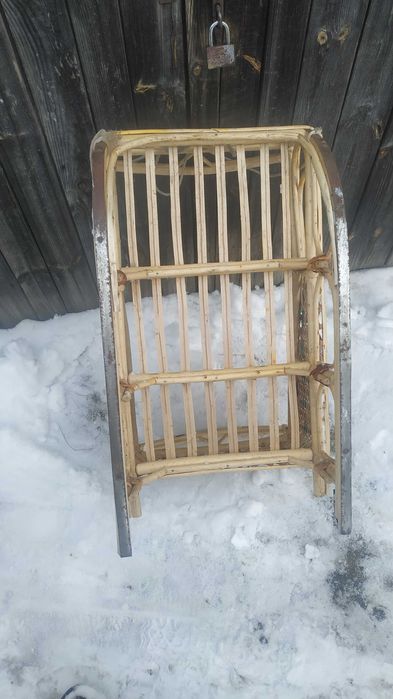 Санчата/санки плетені