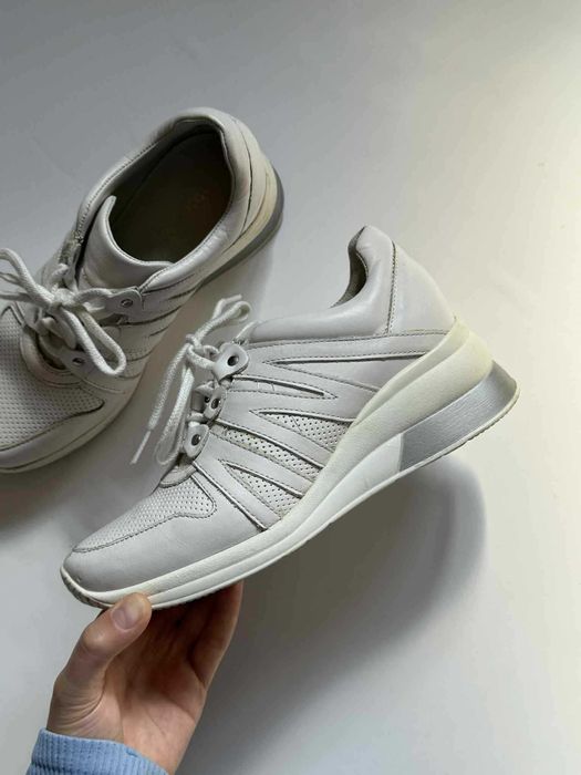 Buty sportowe białe skórzane skóra naturalna na platformie 37 Lasocki