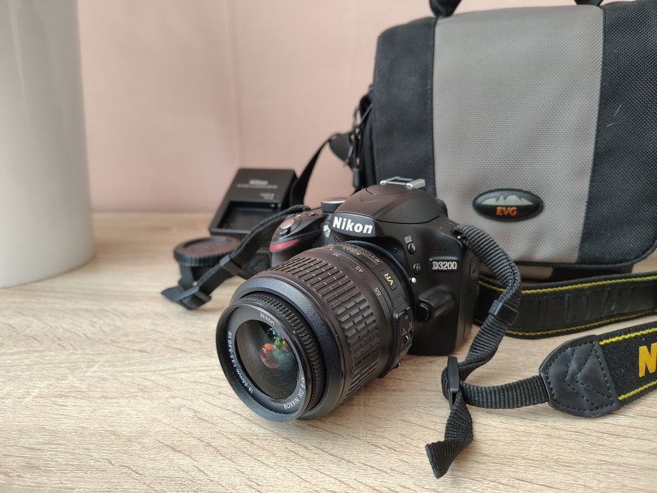 Продам Nicon D3200