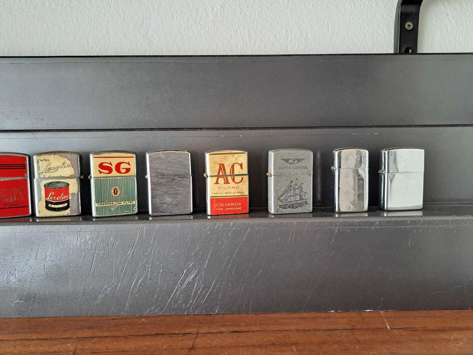Coleção de isqueiros a gasolina