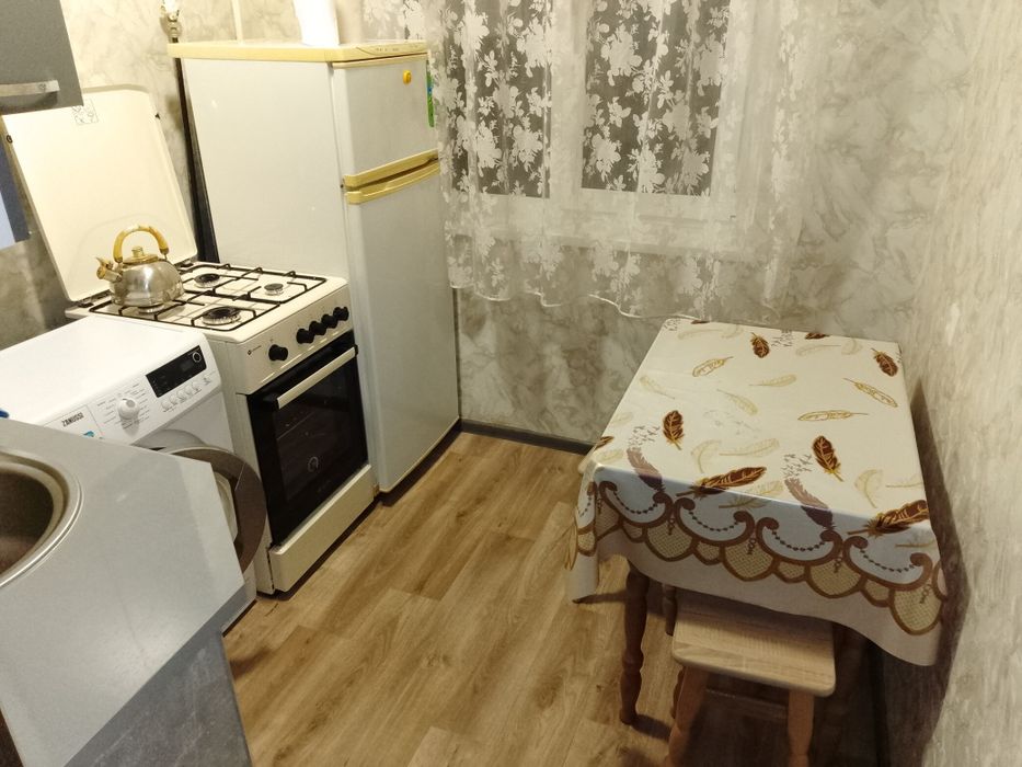 Подобово погодинно 1к квартира пр. Перемоги