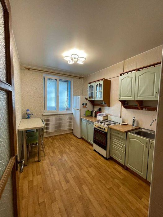 Продам 3-х квартиру Песочин, Надия, ул. Молодежная