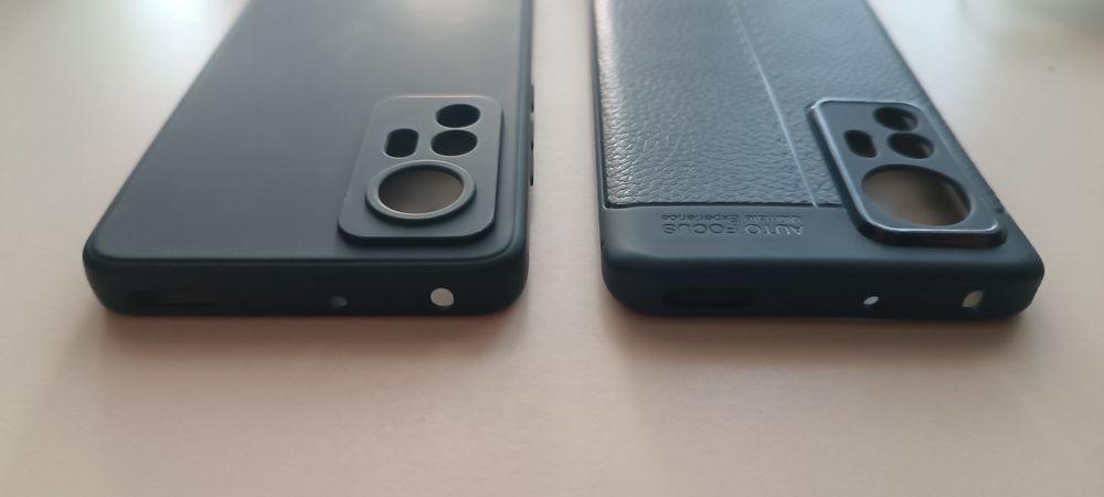 Продам чохол редмі ноте 12  12х нові