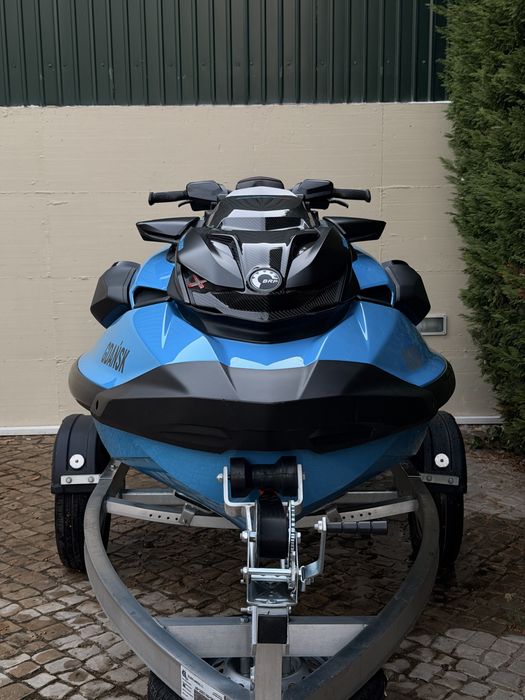 Sea-Doo RXP-X 325 2026 | 33 Horas | Deslimitada | Reboque + Banco 2 Lugares | Garantia 3 anos