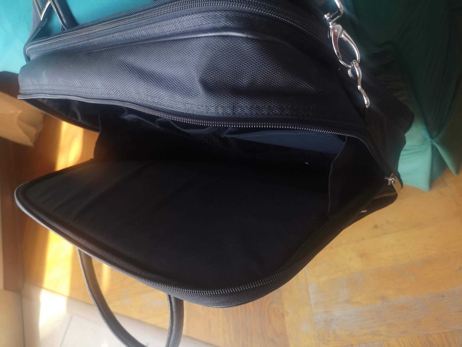teczka na laptopa