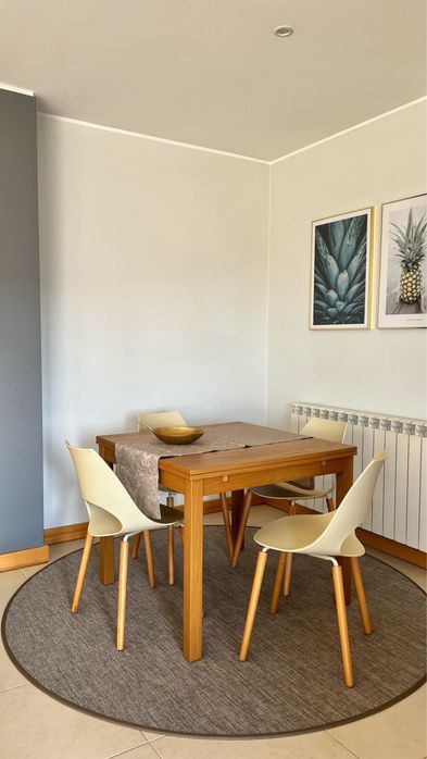 Mesa refeição + 4 cadeiras