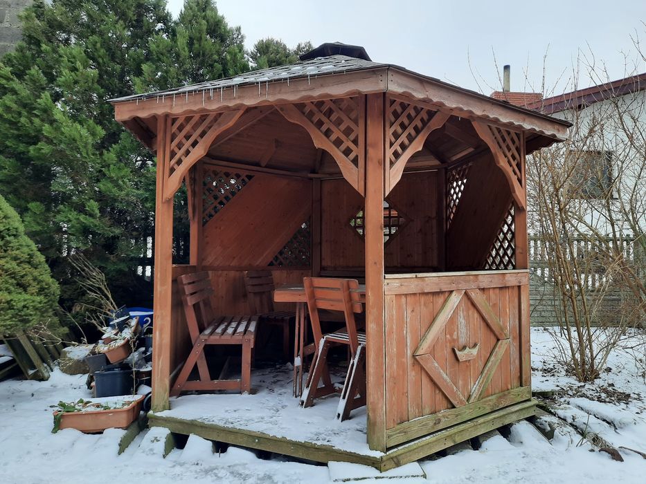 Altanka + stół i krzesełka