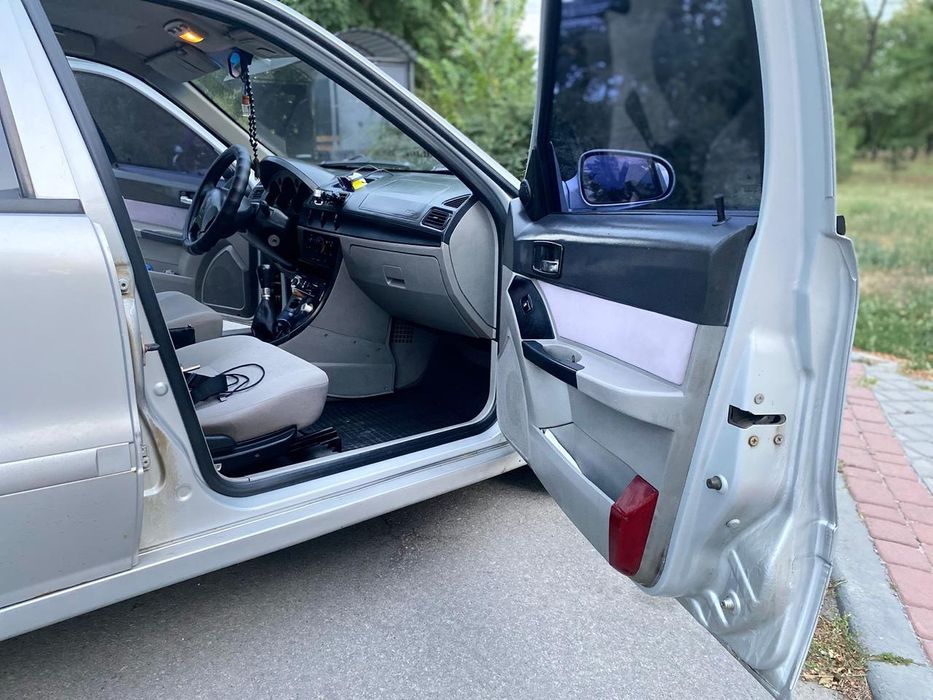 Продаж Geely MR 2008