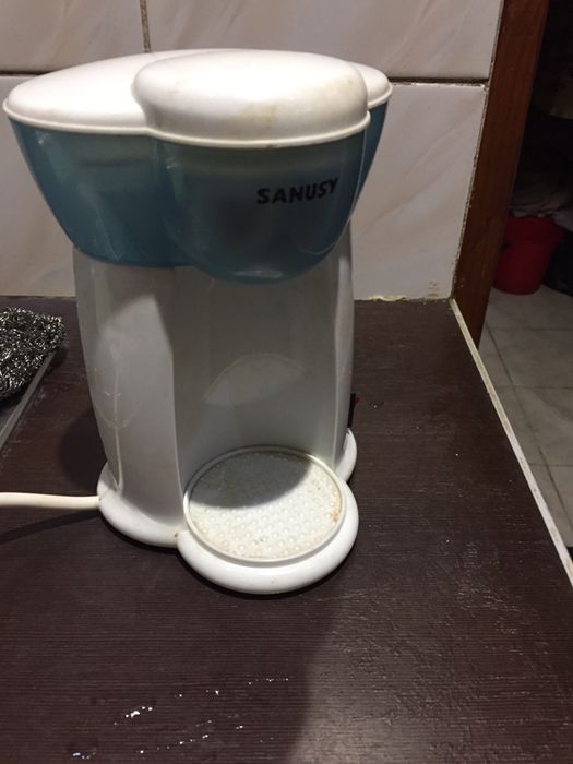 Кофеварка SANUSY