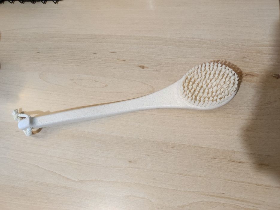 Szczotka kąpielowa 37 .