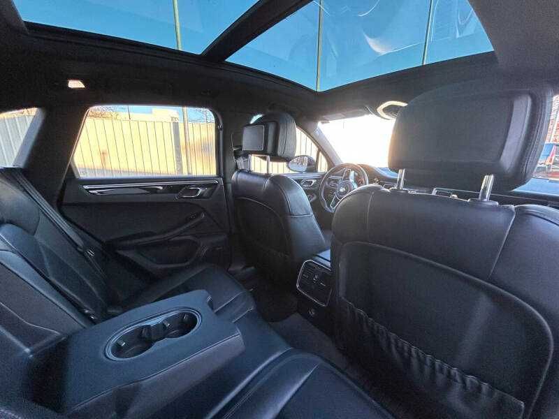 2018 Porsche Macan