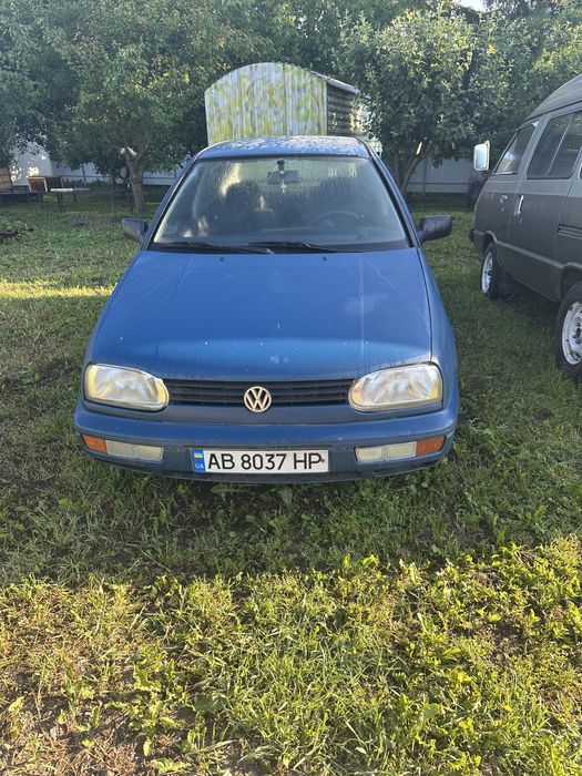 Автомобіль Гольф3