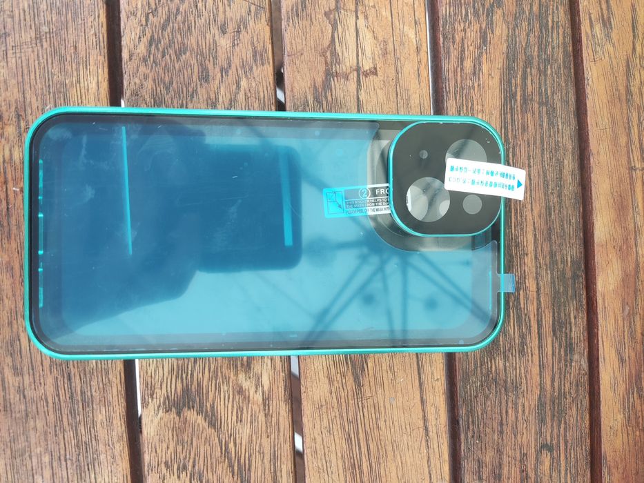 Capa para iPhone 13 coberta.