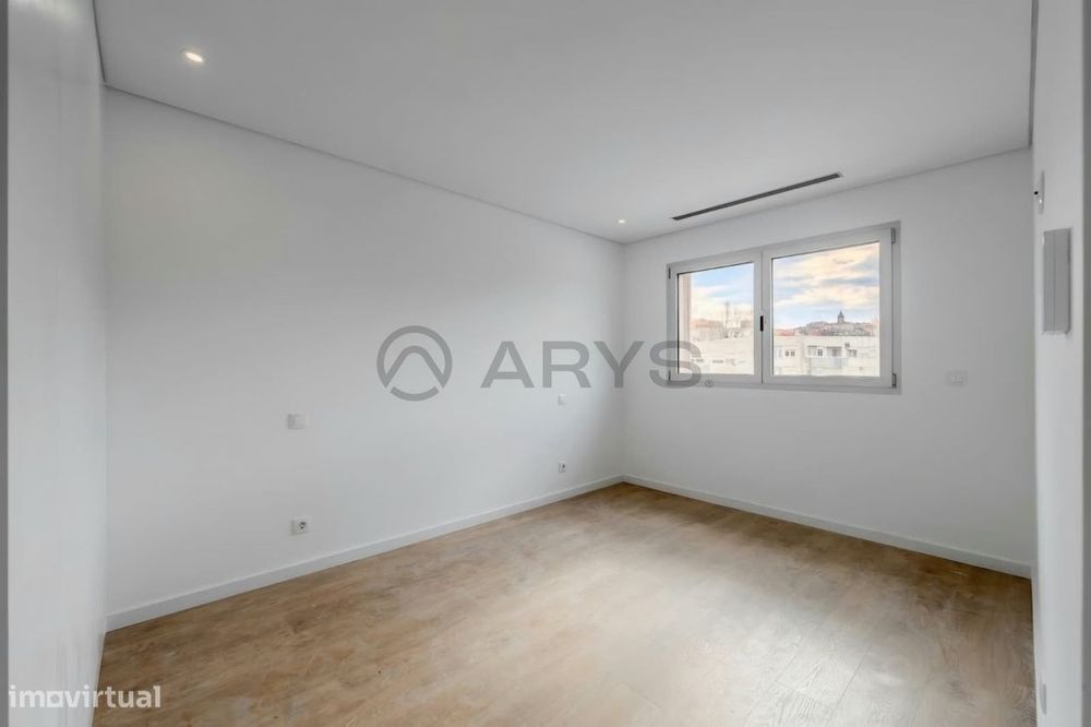 Apartamento T3 em São Vicente, Próximo ao Centro de Braga
