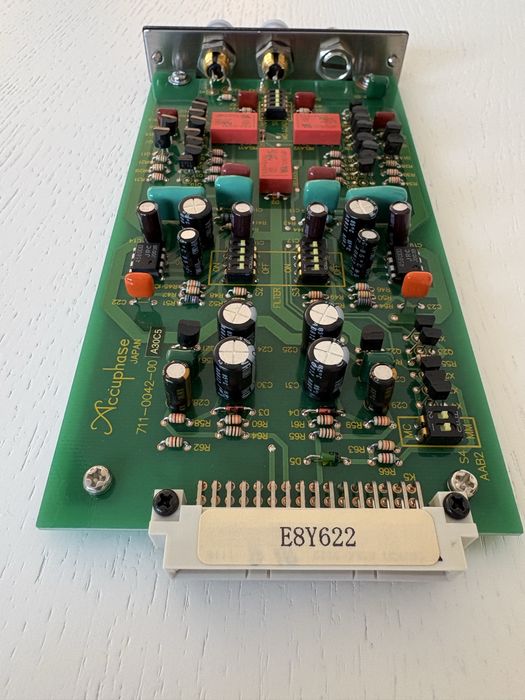 Accuphase AD 20 preamp gramofonowy