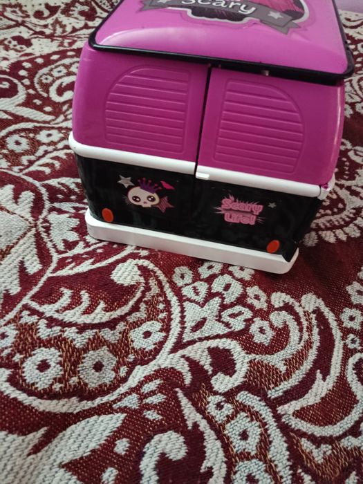 Autocarro Monster high