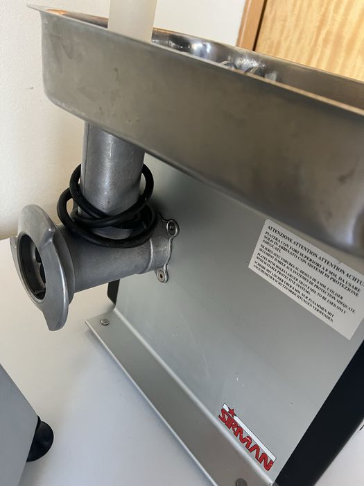 Máquina de carne Sirman TC8 Vegas