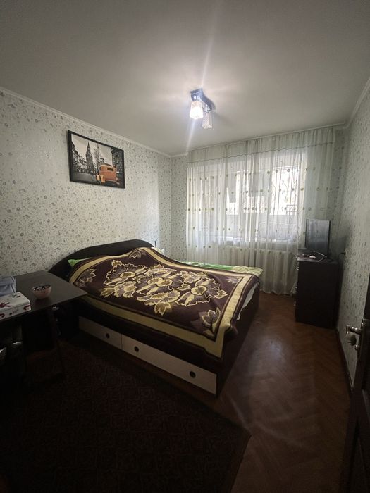 Продається 4 кк в Лісках