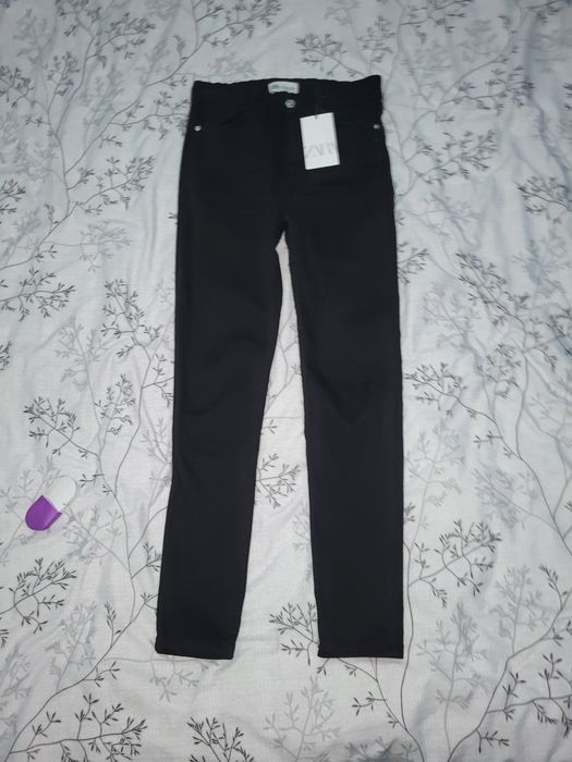 Джинси ZARA sculpt