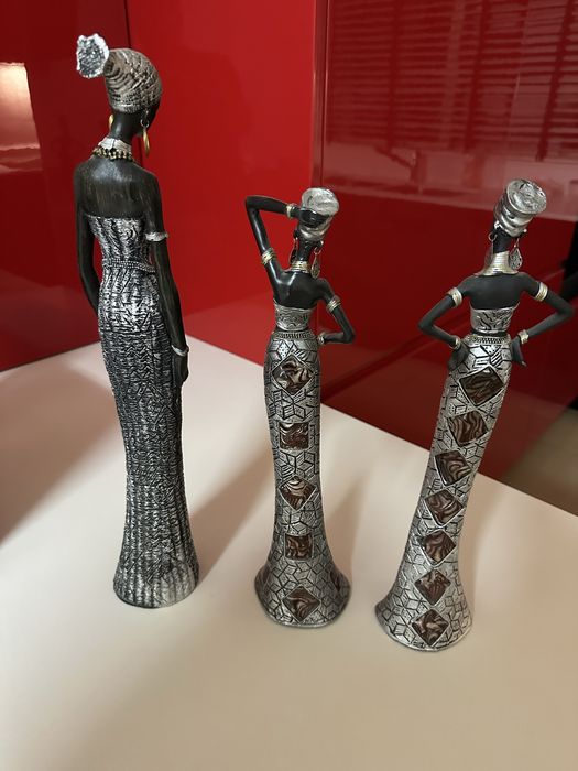 3 Bonecas escultura africanos