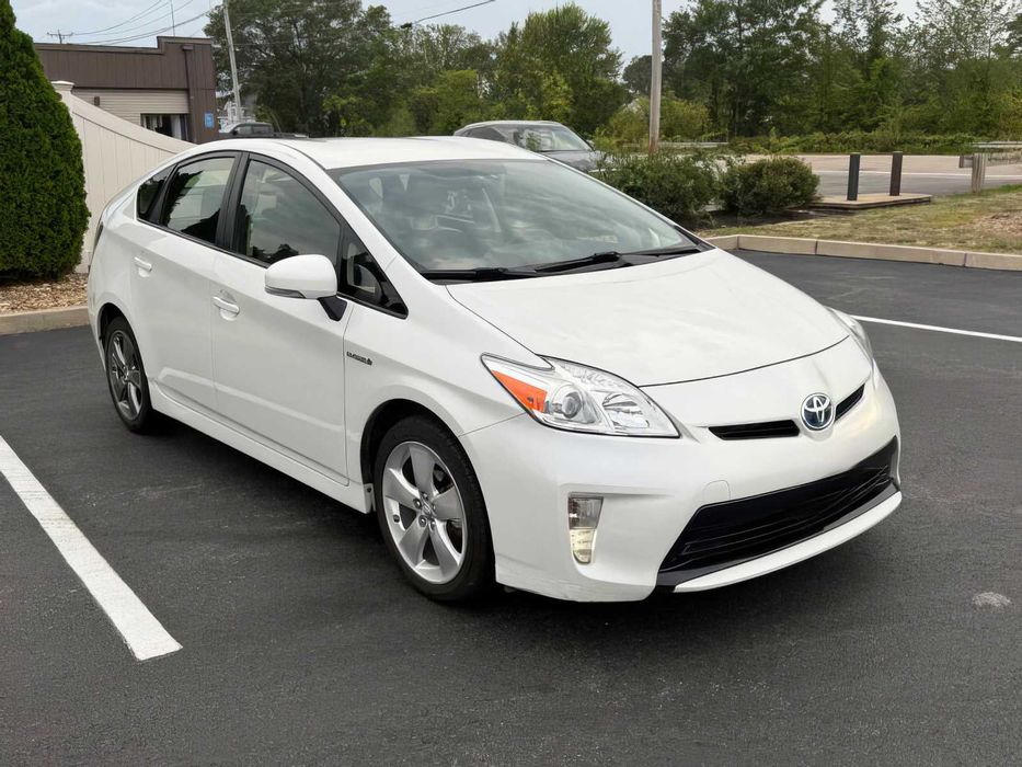 Toyota Prius Persona Series      2015