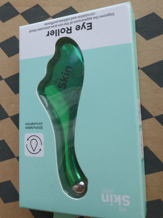 metalowy masażer do oczy guasha eye roller