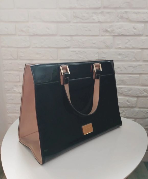 Torebka Monnari  lakierowana