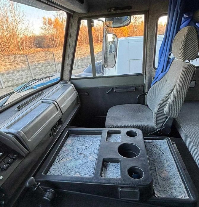 Jelcz skrzyniowy S622 BDF