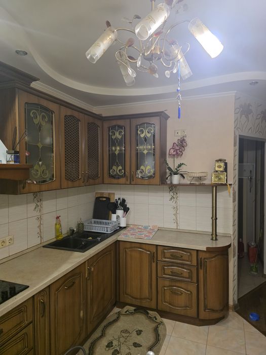 Кухонный мебель полный комплект