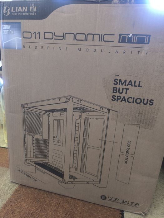 Lian Li O11 Dynamic Mini Snow Edition |