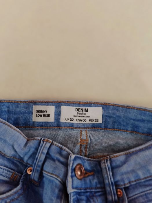 Jeansy Bershka skinny