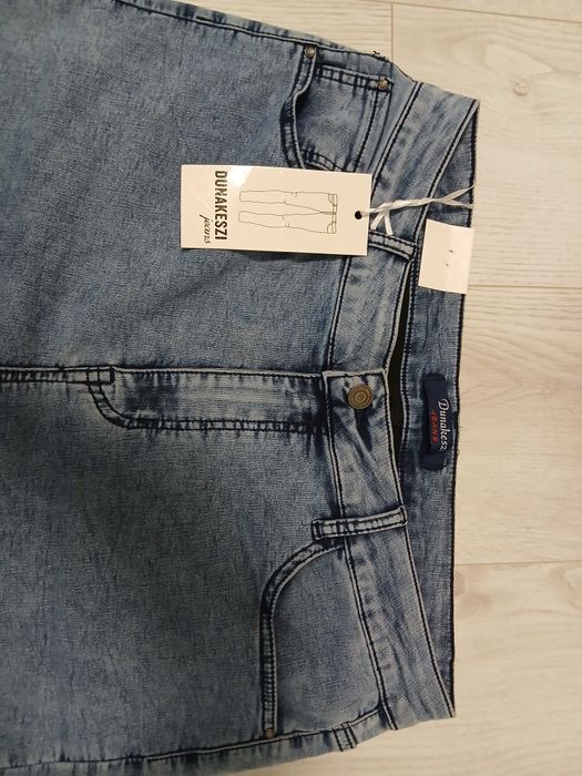 Nowe spodnie jeansowe