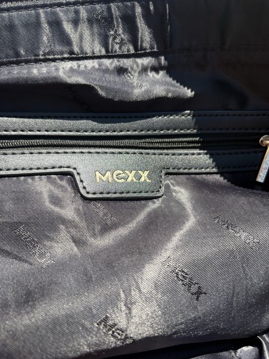 Czarna duża torba shopper bag MEXX A4 mieści format A4 shopperka