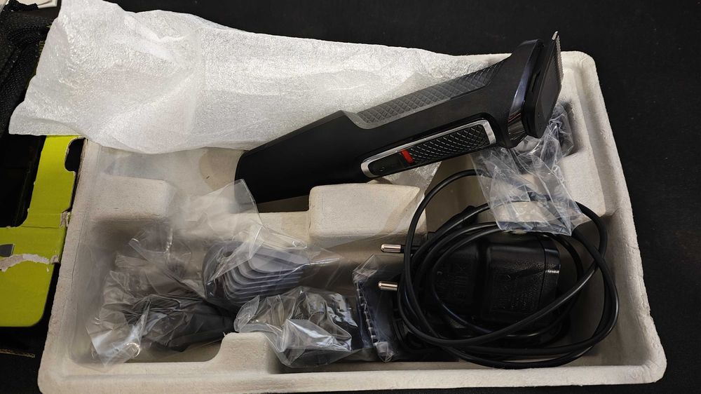 Aparador multifuncional Philips MG3730 (NOVO)