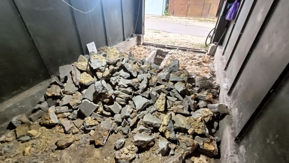 Будівельний бут цемент + ракушняк.