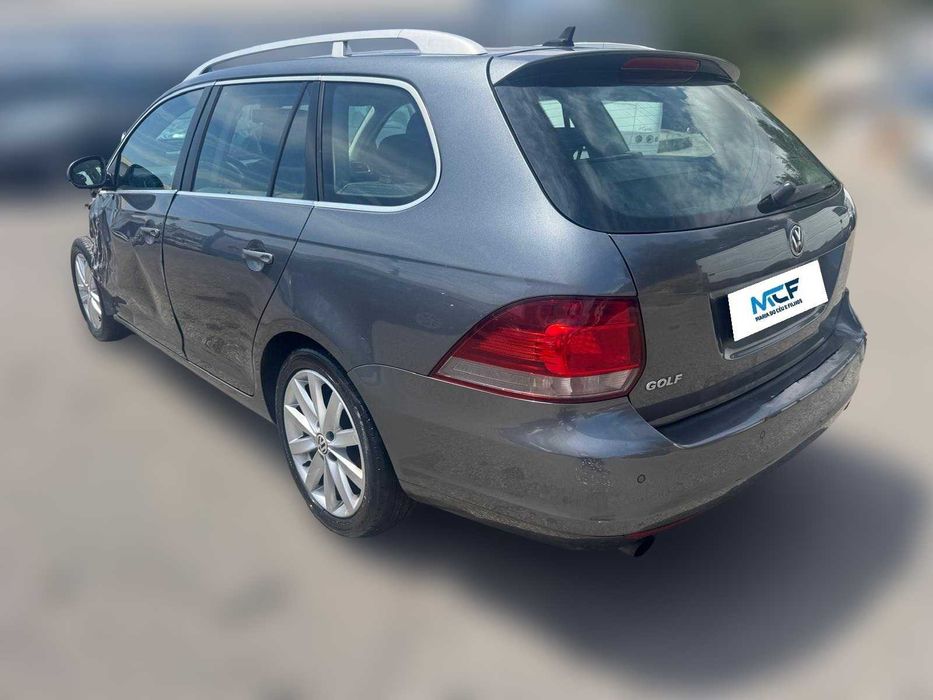 VOLKSWAGEN Golf VI Variant 1.6 TDI de 2012 Salvado