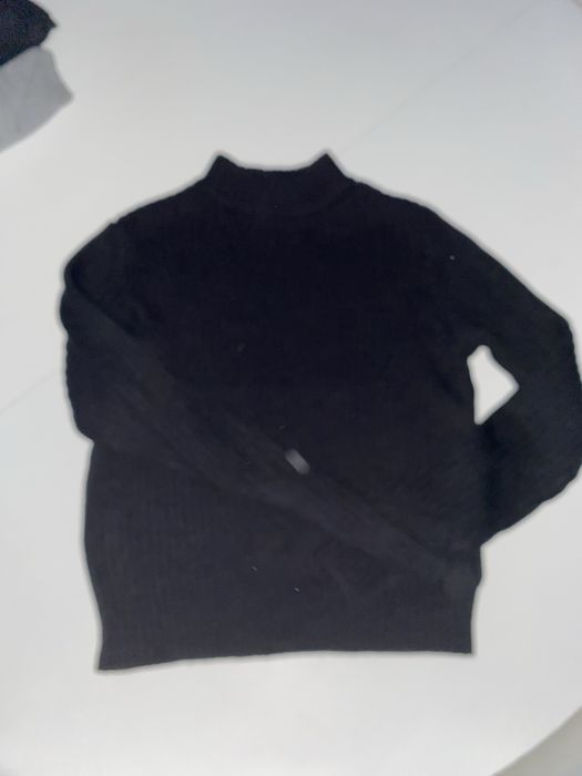 Czarny sweterek r Xs